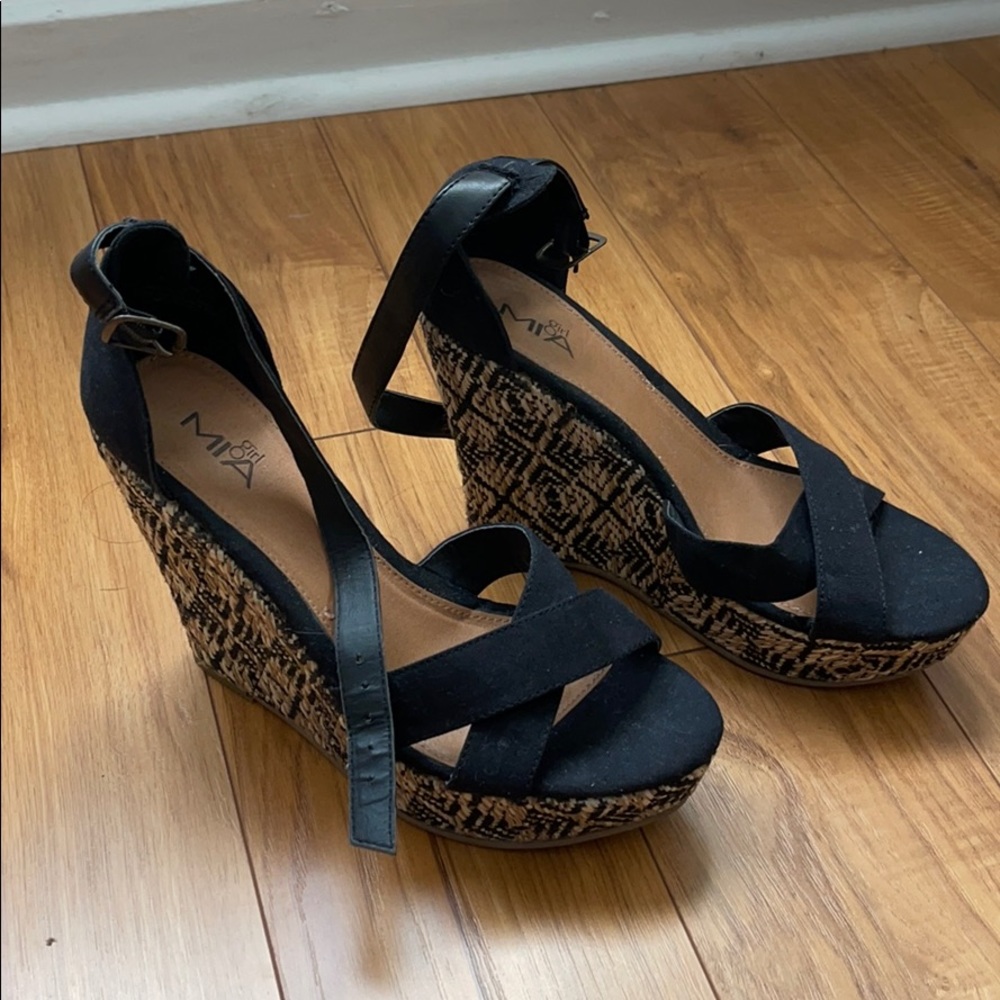 MIA black wedge heel (never worn)